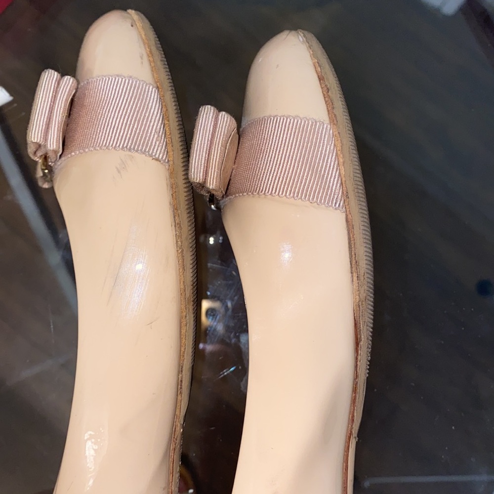 Ferragamo Varina in Nude Size 7.5 B - Picture 13 of 14